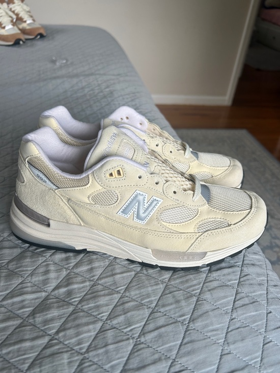 New Balance Other - New Balance Calcium Cashew 992 10D